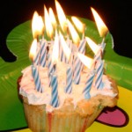 flaming-cupcake